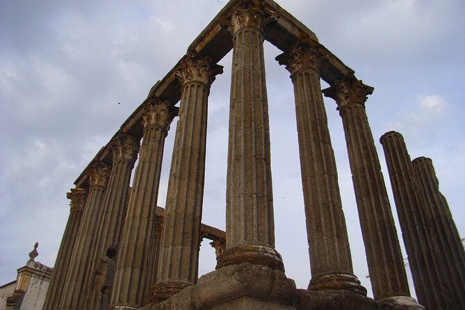 evora-private-walking-tour-with-a-professional-guide