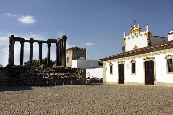 evora-private-walking-tour-with-a-professional-guide