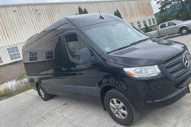 ewr-manhattan-airport-transfer-in-luxury-van-one-way-transfer