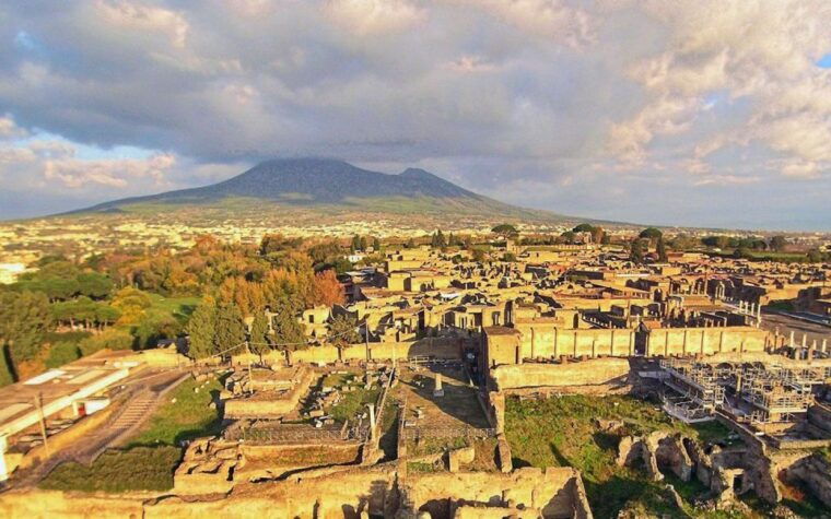 excellent-herculaneum-guided-tour-with-a-licensed-guide