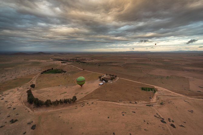 Exceptional Private ROYAL Hot Air Balloon Flight with Seated Air Breakfast - What Makes This Hot Air Balloon Tour Special?  