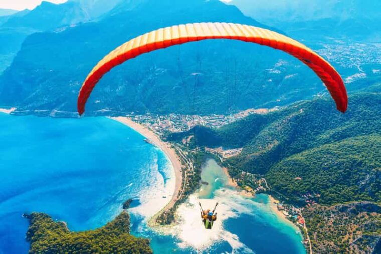 exciting-paragliding-in-fethiye-babadag