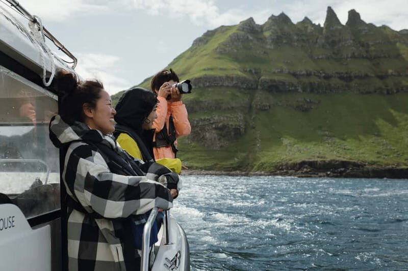 Exclusive 1,5 Hour Drangarnir Boat Tour - The Experience Breakdown