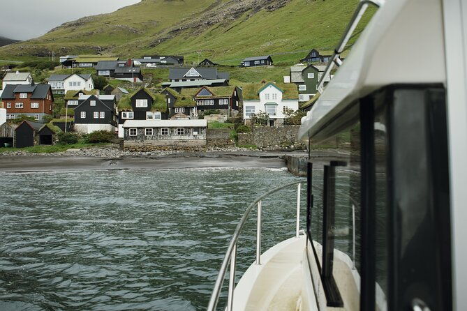 exclusive-15-hour-drangarnir-boat-tour