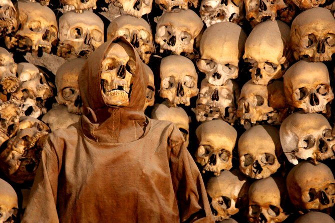 exclusive-after-hours-crypts-catacombs-bone-chapel-tour-2