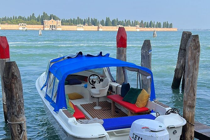 exclusive-boat-tour-murano-burano-torcello-with-real-local-guide