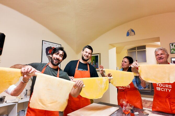 exclusive-bologna-cooking-class-pasta-tagliatelle-ragu-spritz