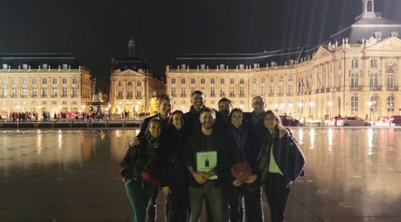 exclusive-bordeaux-nighttime-highlights-walking-tour