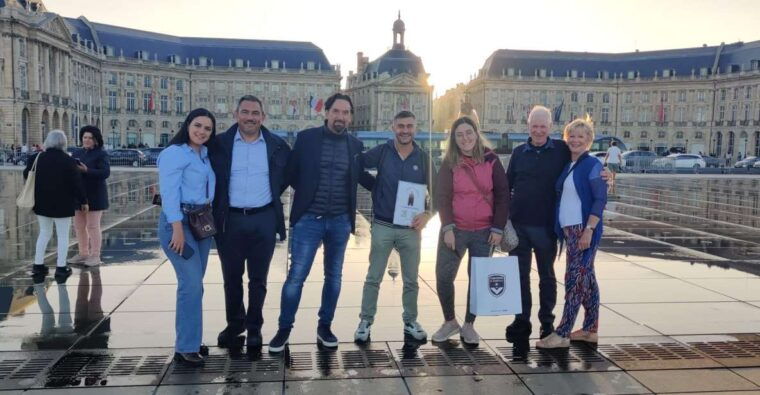 exclusive-bordeaux-private-tour-canele-mysteries-history