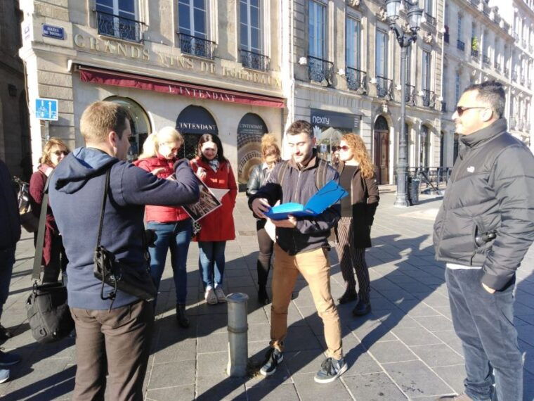 exclusive-bordeaux-private-tour-canele-mysteries-history