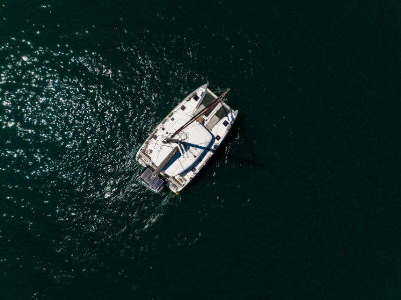 exclusive-catamaran-charter