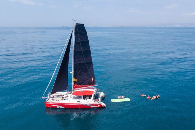exclusive-catamaran-cruise-with-tapa-drink-included