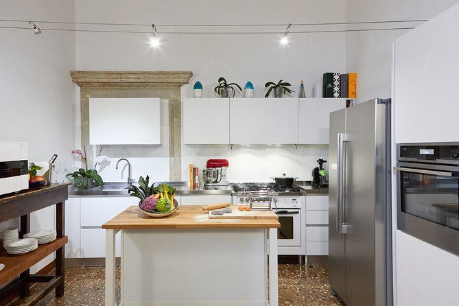 exclusive-cooking-experience-with-a-venetian-chef-cichetti-cooking-class