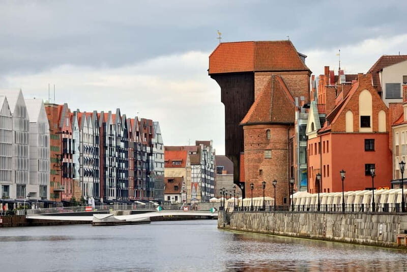 Exclusive cruise with a glass of prosecco from Gdansk to Hel - What You Can Expect from the Cruise