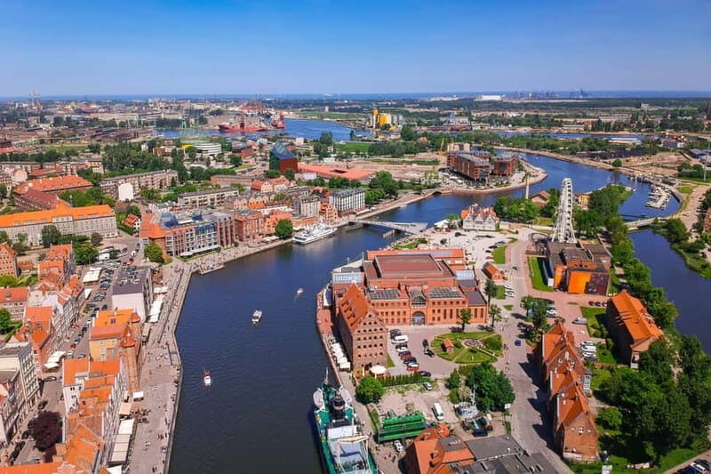 Exclusive cruise with a glass of prosecco from Gdansk to Hel - Highlights of the Experience