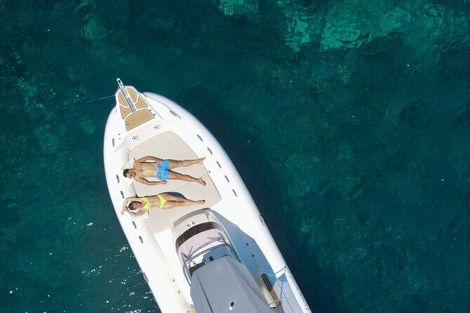 Exclusive Favignana Levanzo tour with tasting - 1. Scogliera Cala Azzurra: A Beachfront Paradise