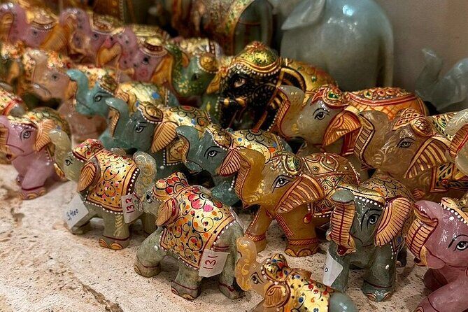 Exclusive Half Day Shopping Tour With Female Consultant - FAQs