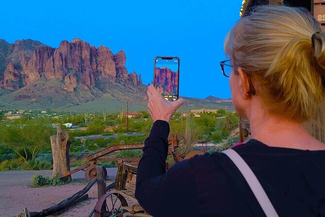 Exclusive: Happy Cactus Tour to Apache Trail & Superstition Mtn - Scenic Drive Through Tribal Farmland and Apache Trail