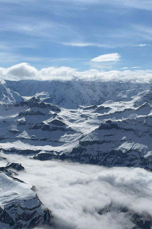 Exclusive helicopter-tour for 4 people to the Swiss Alps - Key Points