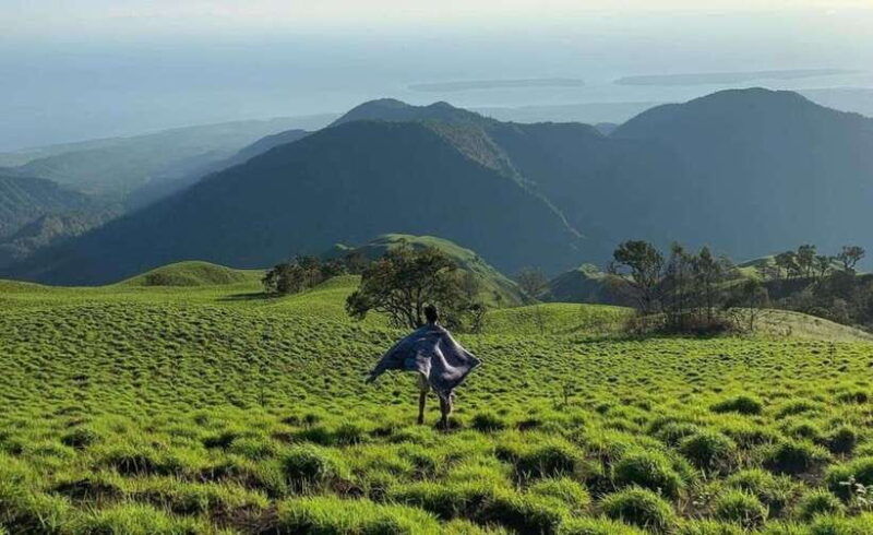 exclusive-hiking-to-nanggi-hill-camping-under-the-stars