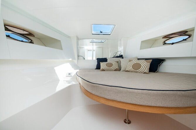 exclusive-ischia-procida-luxury-private-boat-cruise