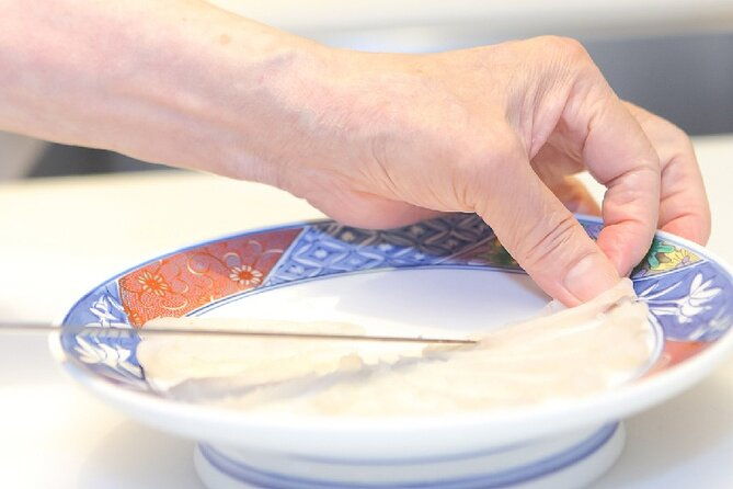 exclusive-japanese-pufferfish-dining-experience-in-tokyo-2