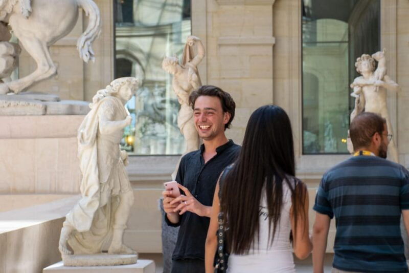 exclusive-louvre-tour-private-guide-paris-hotel-pickup