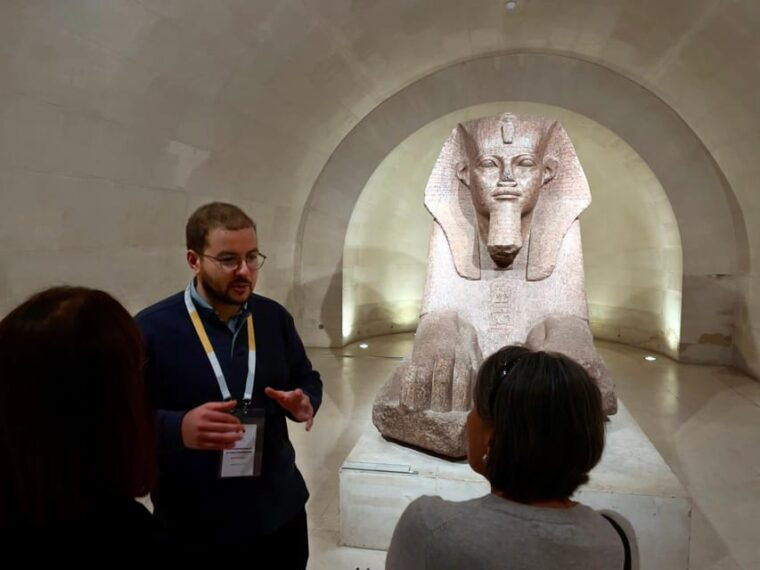 exclusive-louvre-tour-private-guide-paris-hotel-pickup