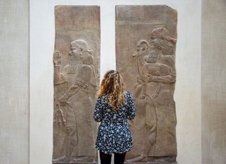 exclusive-louvre-tour-private-guide-paris-hotel-pickup