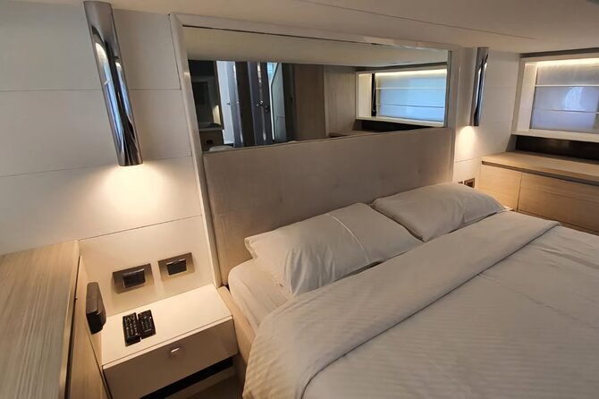 exclusive-luxury-yacht-tour-of-the-elaphiti-islands