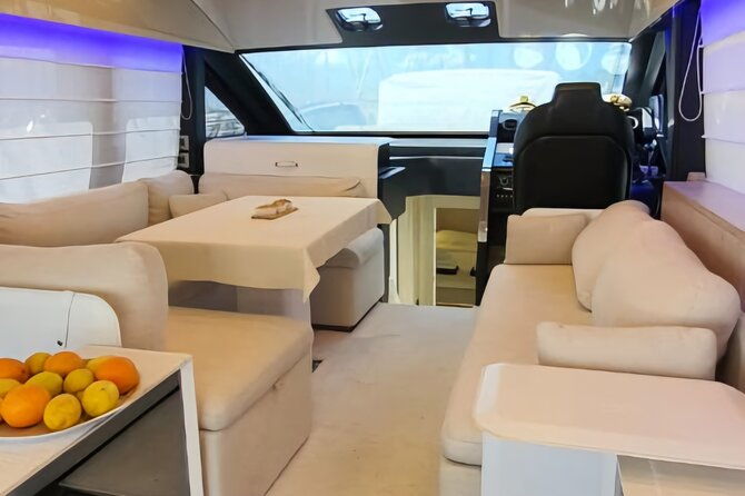 exclusive-luxury-yacht-tour-of-the-elaphiti-islands
