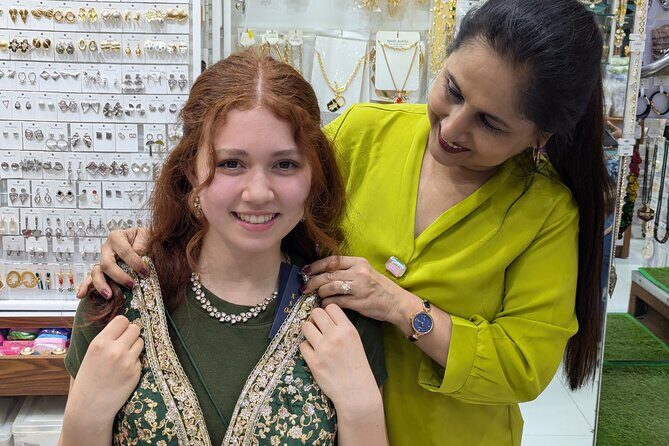 Exclusive Mumbai Suburbs Shopping for Fashion, jewelry and More - Authenticity, Value, and Experience