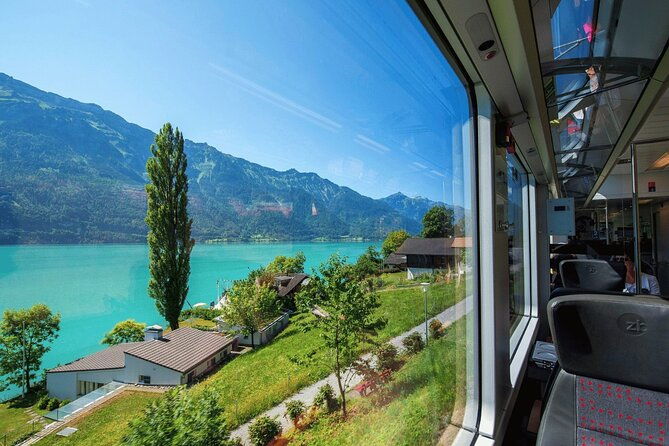 exclusive-panoramic-train-journey-though-the-heart-of-swiss