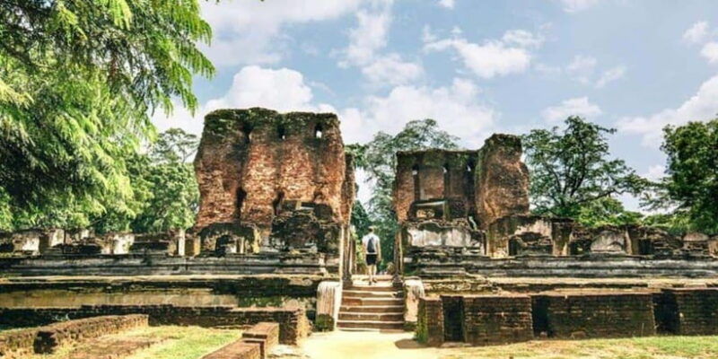 exclusive-polonnaruwa-ancient-city-exploration-by-tuk-tuk