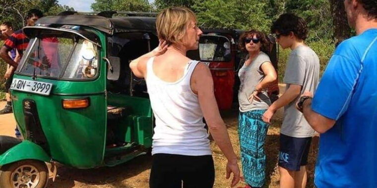 exclusive-polonnaruwa-ancient-city-exploration-by-tuk-tuk