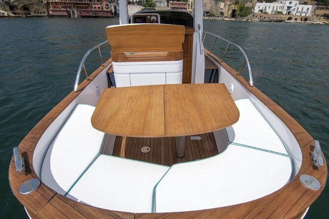 exclusive-private-boat-tour-in-italy