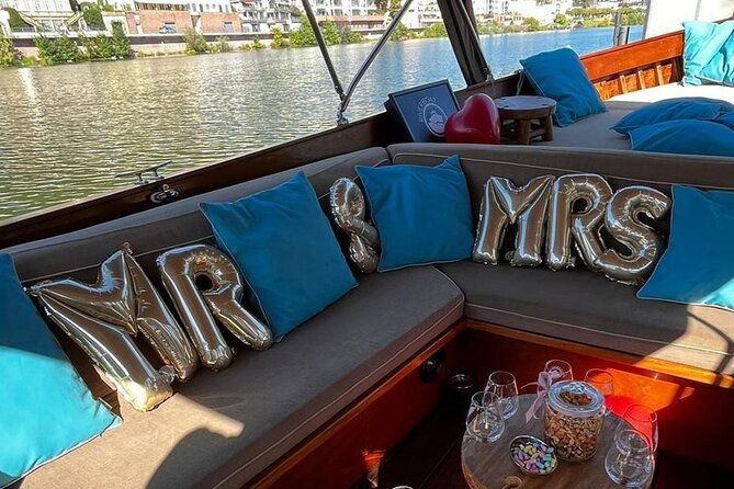 exclusive-private-boat-trip-for-couples-in-heidelberg