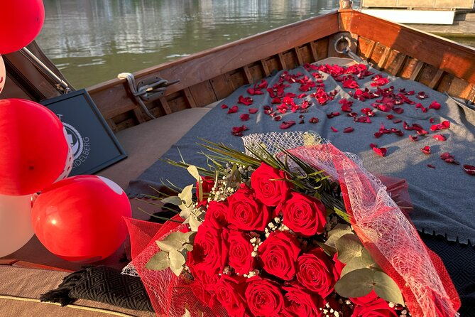 exclusive-private-boat-trip-for-couples-in-heidelberg