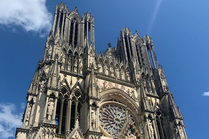 exclusive-private-champagne-tour-from-paris-with-tastings