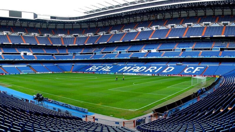 exclusive-private-guided-tour-bernabeu-stadiumno-big-group