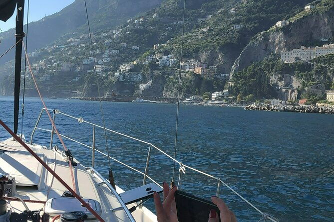 exclusive-private-sailboat-tour-on-the-amalfi-coast