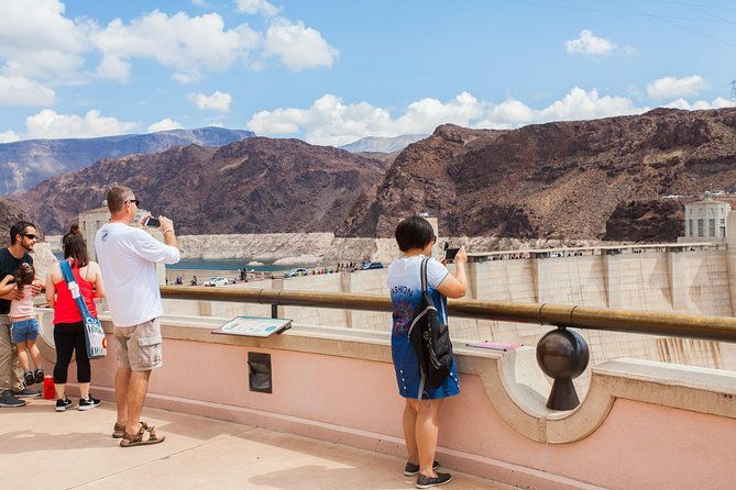 exclusive-private-tour-of-las-vegas-and-the-hoover-dam