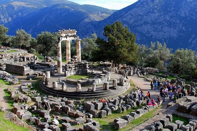exclusive-private-tour-to-delphi-visit-delphi-arachova-monastery-osios-loukas