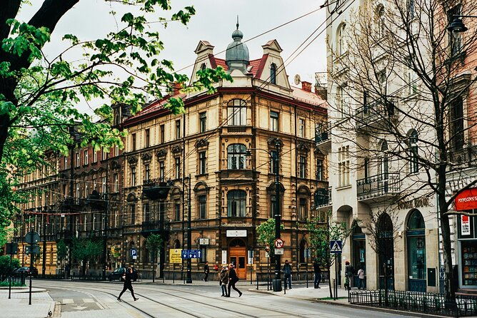 exclusive-private-transfer-from-budapest-to-krakow-door-to-door