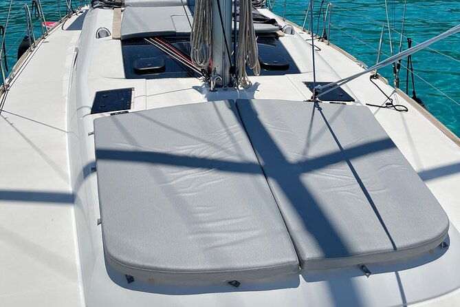 exclusive-sailing-boat-tour-in-tropea-up-to-8-guests-on-board