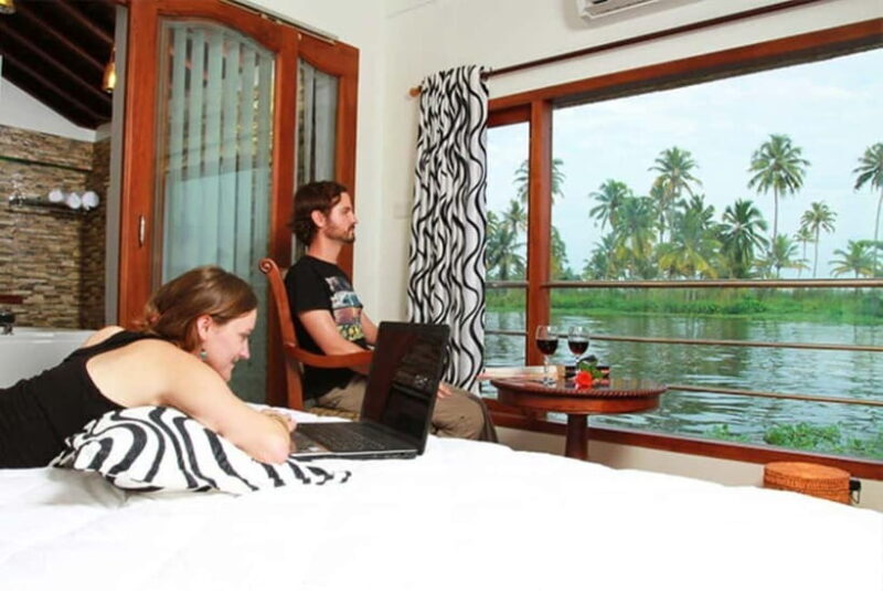 Exclusive Same Day Kerala Houseboat Cruise Tour in Alleppey - Return & Drop-off