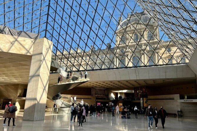 Exclusive Semi-Private Louvre Tour with Mona Lisa, Max 6 People - Key Points