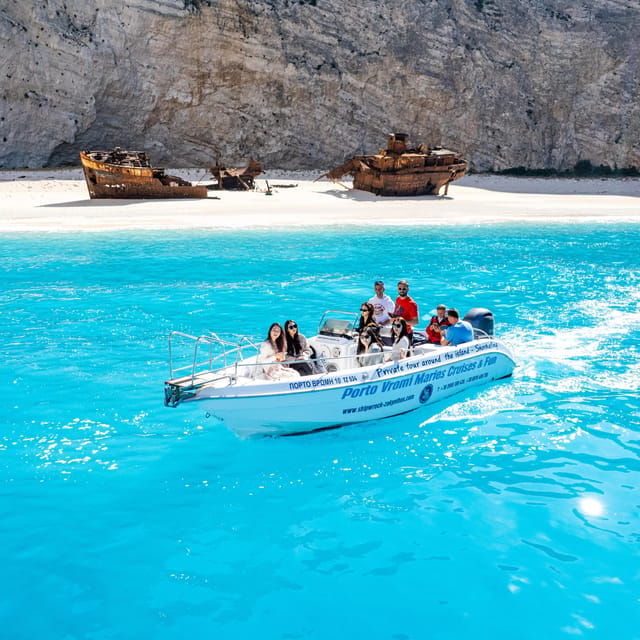 exclusive-shipwreck-blue-caves-tour