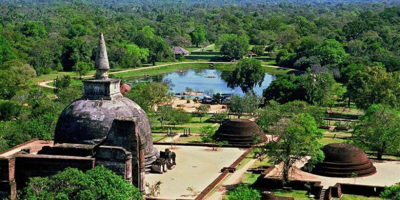 exclusive-sigiriya-fortress-polonnaruwa-guided-tour