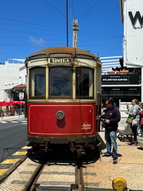 exclusive-sintra-cabo-da-roca-cascais-private-tour